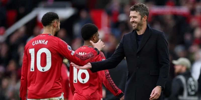 Sai lầm trong lựa chọn nhân sự tuyến giữa khiến MU bại trận